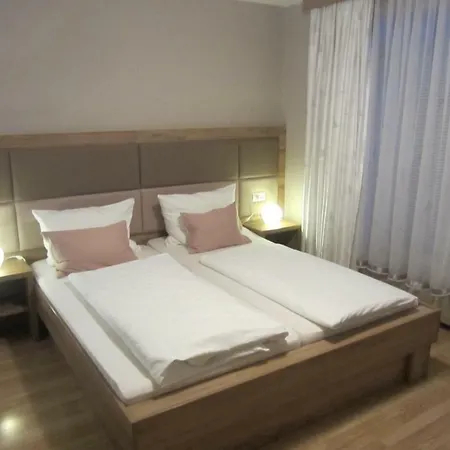 Sres Homestay *
