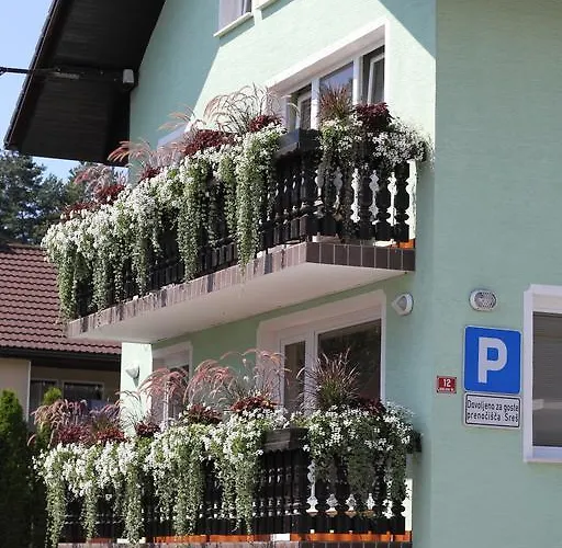 منزل للإقامة Sres Mlaka pri Kranju